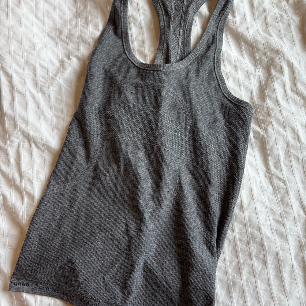 Lululemon Women's Tank Top - Picture 2 of 2